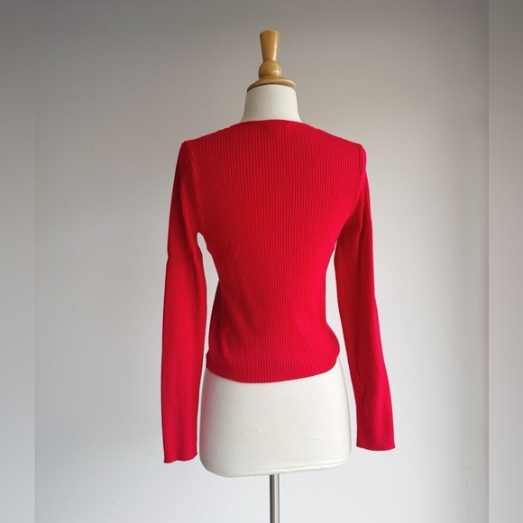 Le Lis Red Ribbon Bow Tie Front Sweater | Size M | Holiday Party Christmas Top - Picture 6 of 7